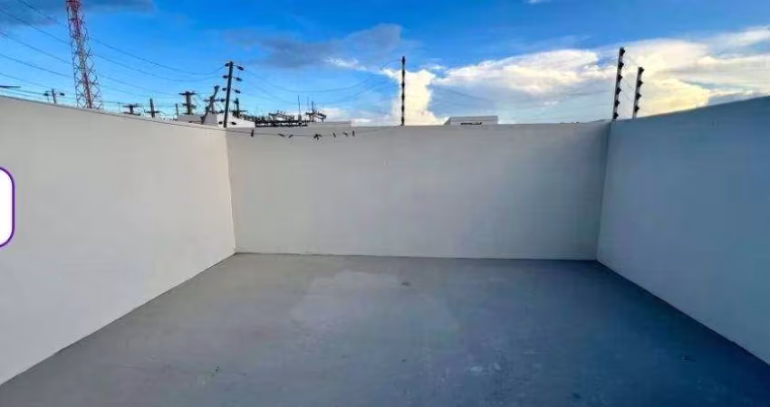 Casa à venda em rua pública, MALVINAS, Campina Grande, PB