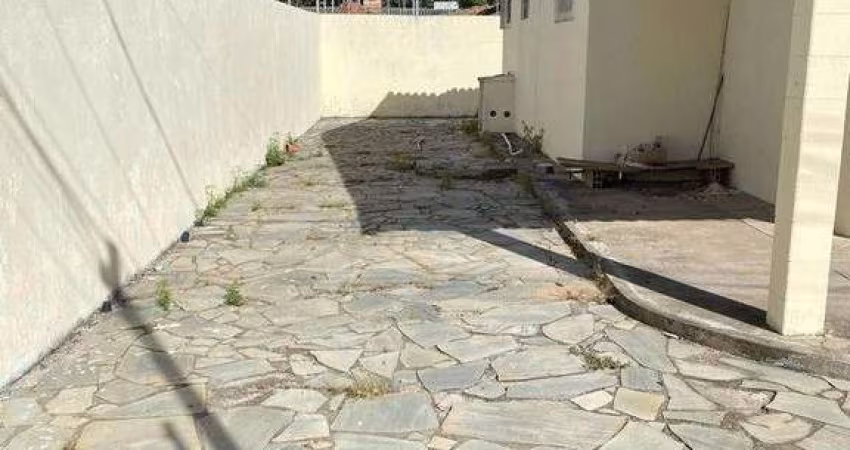 Casa à venda em rua pública, ARUANA, Aracaju, SE