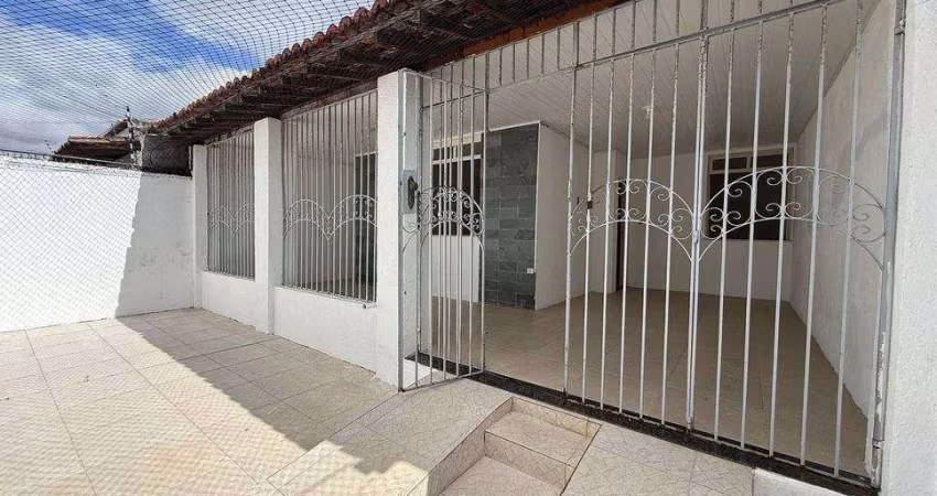 Casa à venda em rua pública, JABOTIANA, Aracaju, SE