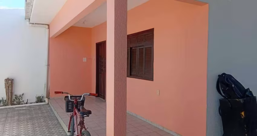 Casa à venda em rua pública, BENEDITO BENTES, Maceió, AL