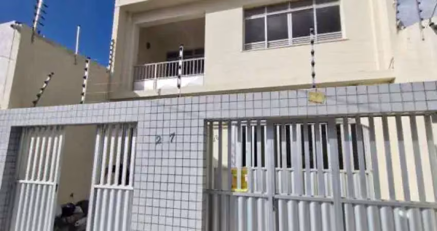 Casa à venda em rua pública, santo antônio , aracaju, se