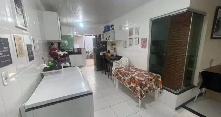 Casa com 3 quartos à venda na Rua Seis, Aruana, Aracaju