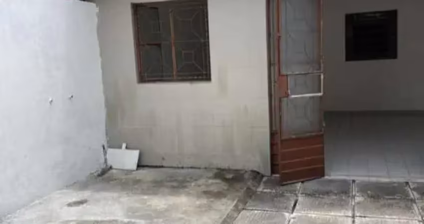 Casa à venda em rua pública, clima bom , maceió, al