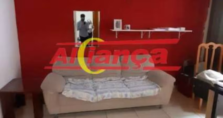 SOBRADO PARA ALUGAR COM 100M², 03 QUARTOS, 01 SUÍTE, CENTRO - GUARULHOS/SP POR R$ 3.000,00