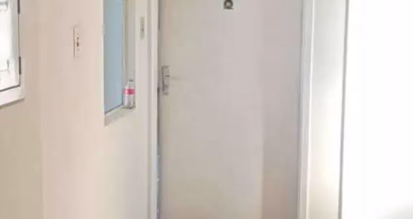 ÓTIMO APARTAMENTO 60M² COM 2 DORMITÓRIOS E 1 VAGA DE GARAGEM - CENTRO.