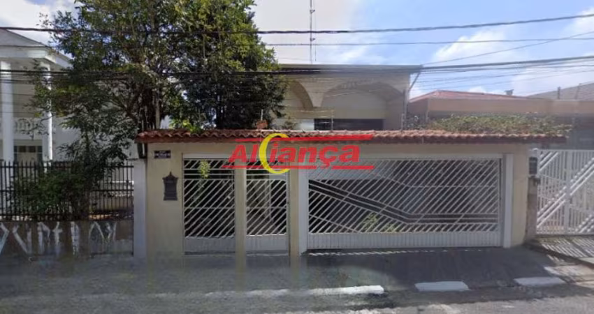 CASA COM 4 QUARTOS E 4 VAGAS DE GARAGEM NO CIDADE MAIA, POR R$ 8.000,00