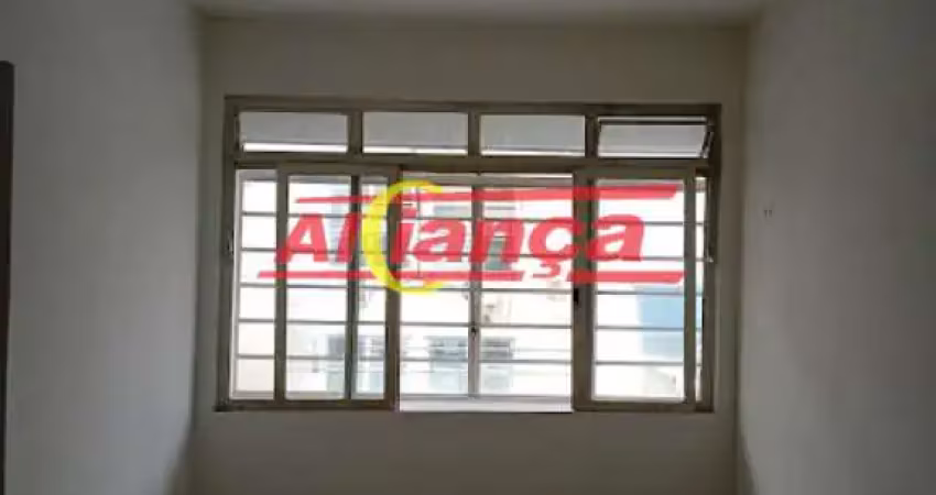 Sala comercial para alugar com 3 salas, 2 banheiros, 1 cozinha ,  centro ,  guarulhos por 3.000,00