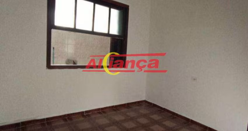 Casa para alugar, 2 quartos  e 1 vaga 180m², Gopouva - Guarulhos por R$ 2.800,00
