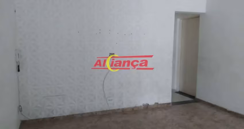 CASA PARA ALUGAR COM 03 QUARTOS, 02 VAGAS, 250M², PQ CONTINENTAL III - GUARULHOS/SP POR R$ 2.500,00