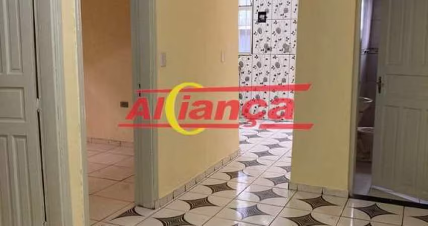 Casa para alugar, 2 quartos 90 m², Jardim Presidente Dutra- Guarulhos R$ 1.350,00