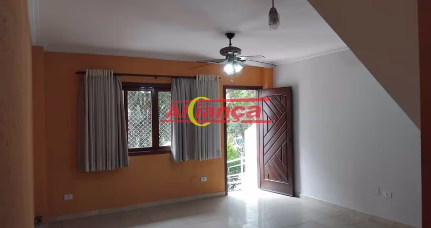 Casa de condominio 2 quartos, sendo 1 suíte e 4 vagas 130m², Vila Augusta-R$ 4.500,00