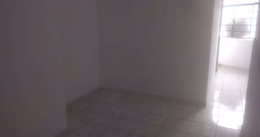 Casa com 1 dormitório para alugar, 50m² - Jardim Palmira - Guarulhos/SP R$ 1.100,00