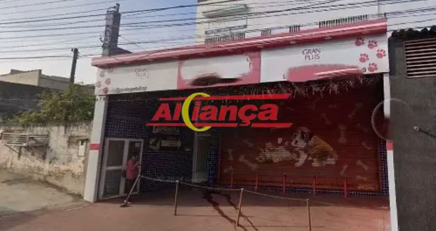Salão com 170m², 2 banheiros e 3 vagas na frente do imóvel no jd. são joão - por r$ 6.500,00