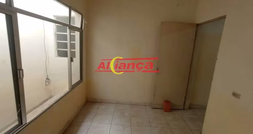 Casa com 1 quarto para alugar e 1 banheiro,  40m² - jd santa emília - guarulhos/sp - por r$1000,00