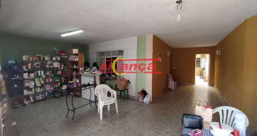 aluga-se Casa com 4 quartos para fins RESIDENCIAIS E COMERCIAIS, 243m²- Vila Augusta - Guarulhos/SP