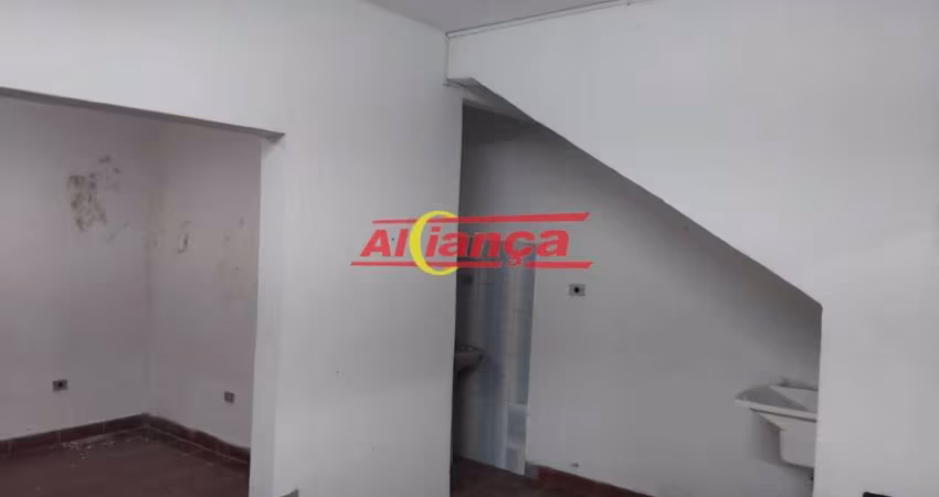 Casas residenciais para alugar - aluga total , 2 vagas de garagem - Pq.Continental Iii - Guarulhos