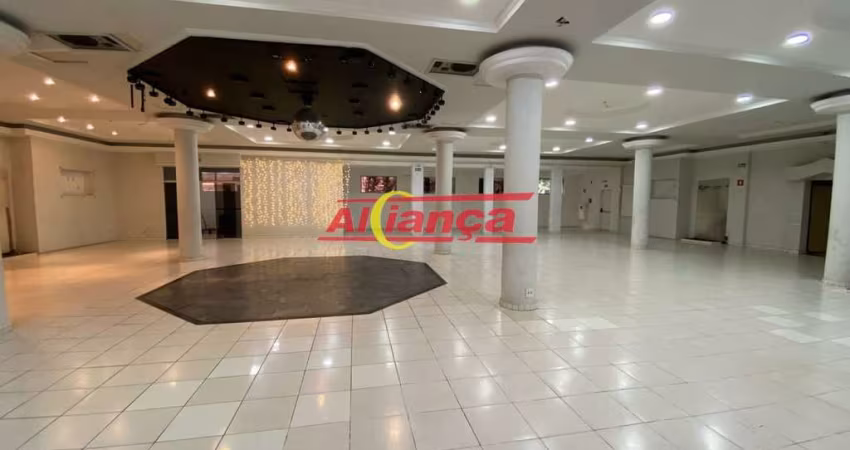 Salão para alugar com 577,62m² na Vila Augusta - Por R$ 16.000,00