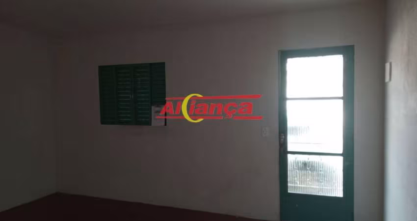 Casa com 1 quarto para alugar,  49,25 m² - Jd Diogo - Guarulhos/SP por R$ 1.299,20