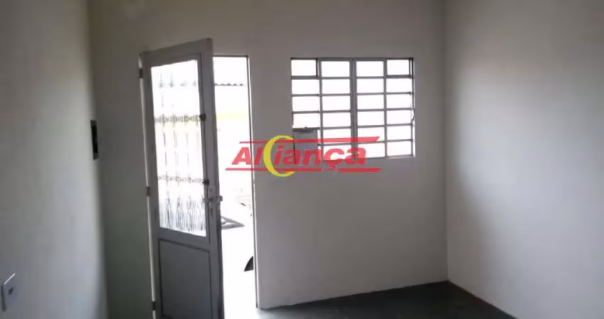 Casa com 1 quarto para alugar,  63,10 m² - Jd Diogo - Guarulhos/SP por $ 1.355,21