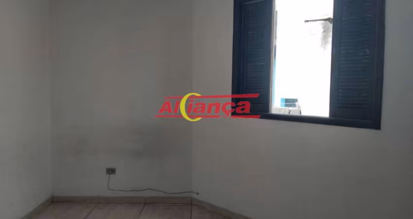 Casa comercial com salão para alugar 1200m² - Jardim Adriana- R$ 3.000,00