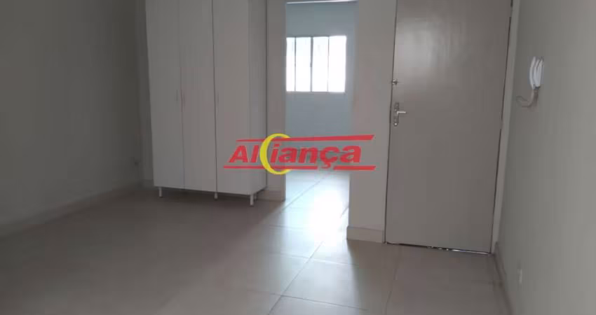 KITNET PARA ALUGAR NO JARDIM PRESIDENTE DUTRA, 35M² - GUARULHOS/SP  POR R$ 1.000,00