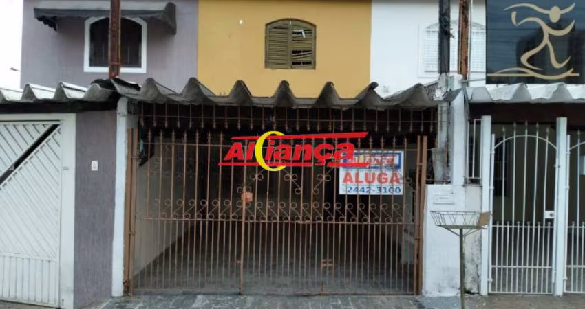 Sobrado para alugar, 2 quartos e 2 vagas cobertas, 72,10 m², Picanço - Guarulhos por R$ 2.500,00