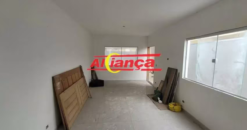 SOBRADO COM 03 QUARTOS PARA ALUGAR, 04 VAGAS,  150M², VILA GALVÃO - GUARULHOS/SP POR R$ 6.000,00