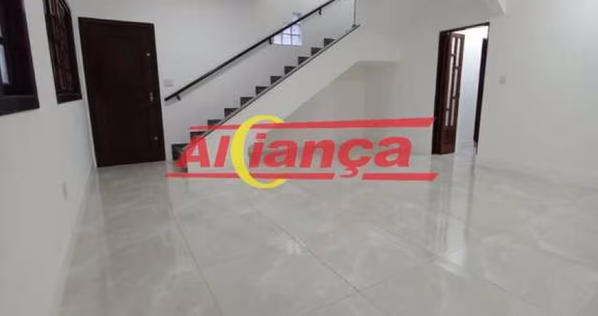 Sobrado para alugar, 4 quartos, sendo 1 suíte e 2 vagas, 230m², Vila Galvão- Guarulhos R$ 6.000,00
