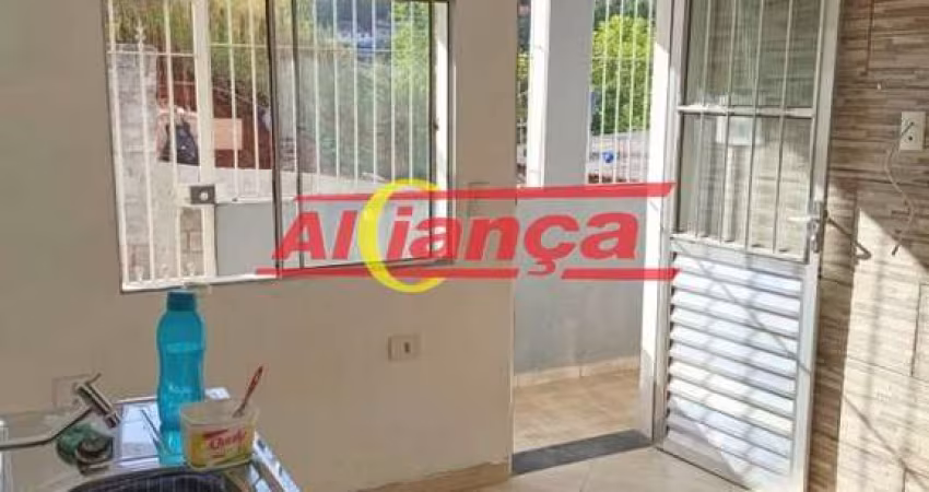 CASAS PARA ALUGAR COM 80M², 2 QUARTOS, 01 VAGA, JARDIM FORTALEZA - GUARULHOS/SP POR R$ 1.300,00