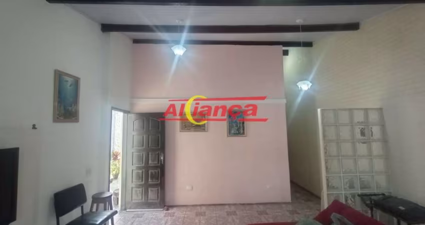 SOBRADO PARA ALUGAR COM 100M², 03 QUARTOS, 02 VAGAS, VILA RIO DE JANEIRO - GUARULHOS/SP POR R$ 2.500