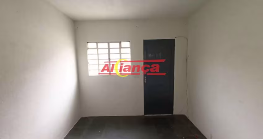 Casa com 1 quarto para alugar, 75,2m² - Jd Diogo - Guarulhos/SP - R$ 1.404,15