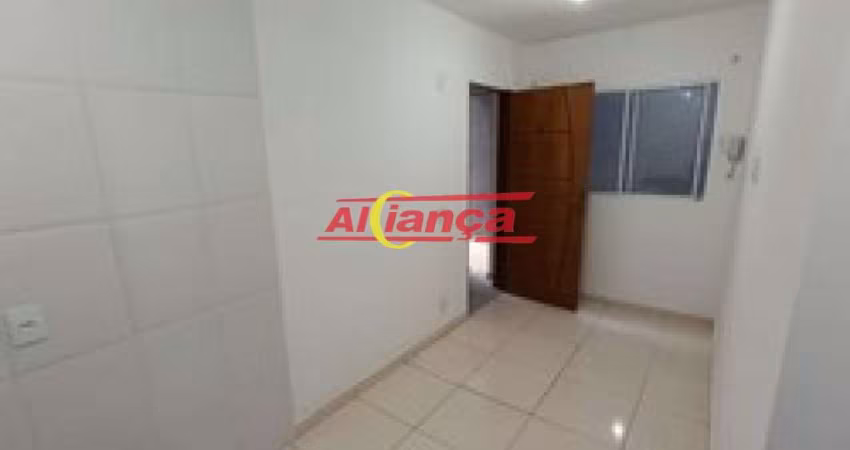 Apartamento com 1 dormitório para alugar, 30m² -Picanço - Guarulhos/SP por R$ 900,00