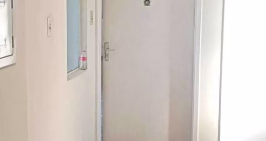 ÓTIMO APARTAMENTO 60M² COM 2 DORMITÓRIOS E 1 VAGA DE GARAGEM - CENTRO.