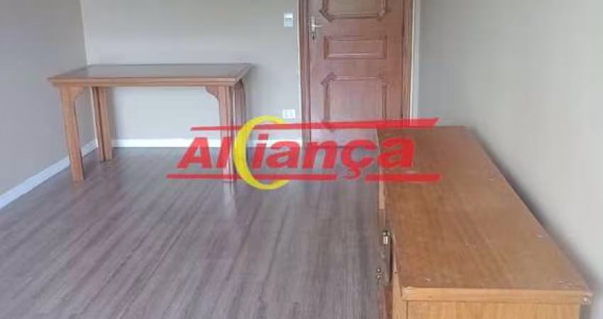 Apartamento semi mobiliado para alugar com 3 quartos, 1 vaga - Centro - Guarulhos por R$: 1.800,00