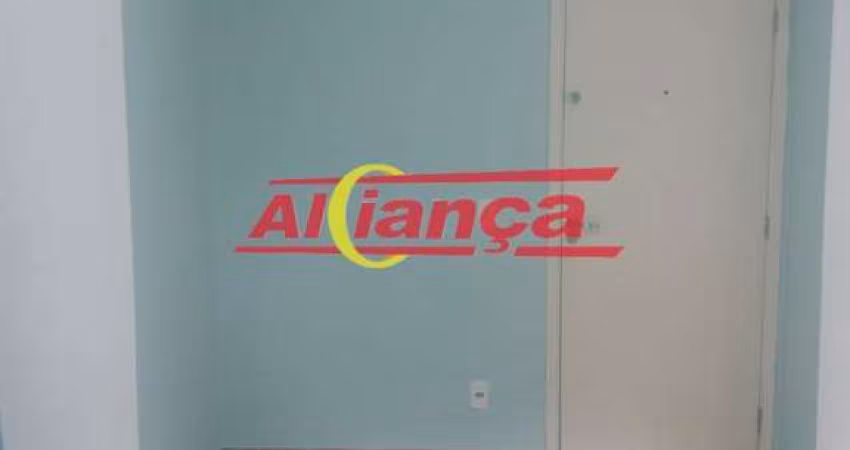 Apartamento térreo  com 02 quartos para alugar, 44m² - Vila Bremen-R$ 1.300,00