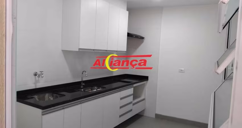 Apartamento com 1 quarto, cozinha e banheiro no Cocaia - por R$ 1.250,00