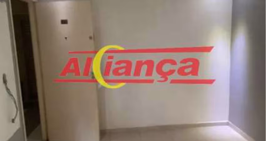 APARTAMENTO COM 02 QUARTOS, 01 VAGA. 45M², ÁGUA CHATA - GUARULHOS/SP POR R$ 1.200,00