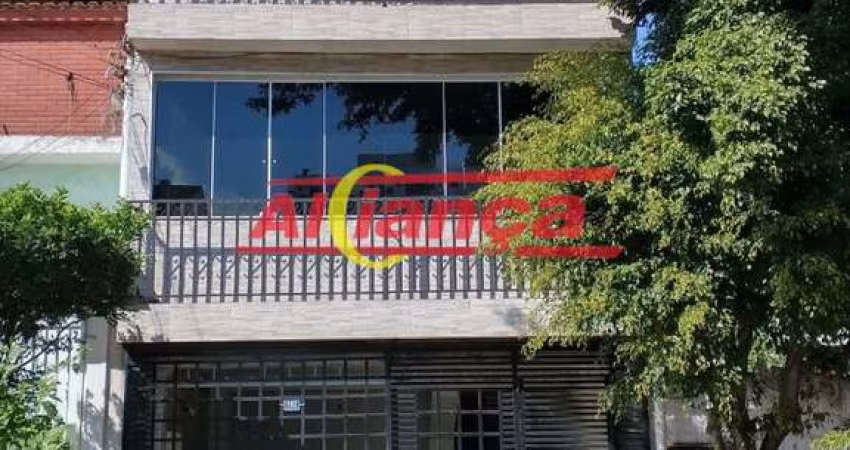 Casa comercial para alugar com 1 quarto, Bom Clima - Por R$ 1.000,00