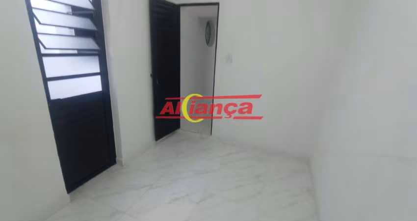Kitnet para alugar com 1 quarto,  banheiro, Penha de França - São Paulo  por R$: 1.500,00