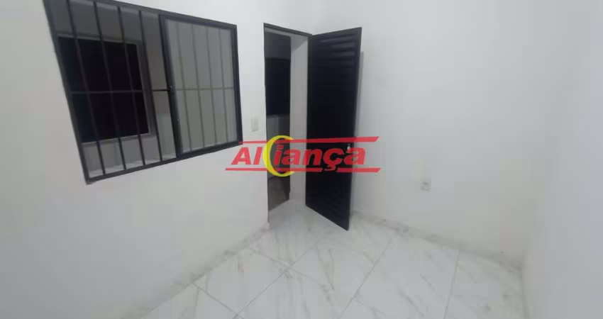 Kitnet para alugar com 1 quarto,  banheiro, Penha de França - São Paulo  por R$: 1.500,00