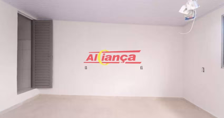 Casa para alugar, 1 quarto 28m², Jardim Presidente Dutra- Guarulhos por R$ 950,00