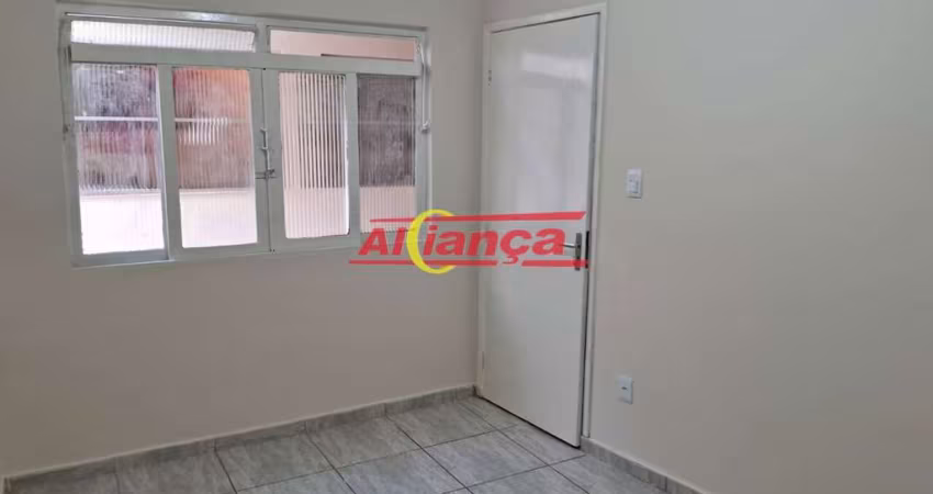 CASA SOBRELOJA PARA ALUGAR, 01 QUARTO, 45M², PARQUE EDU CHAVES - SÃO PAULO POR R$ 1.200,00