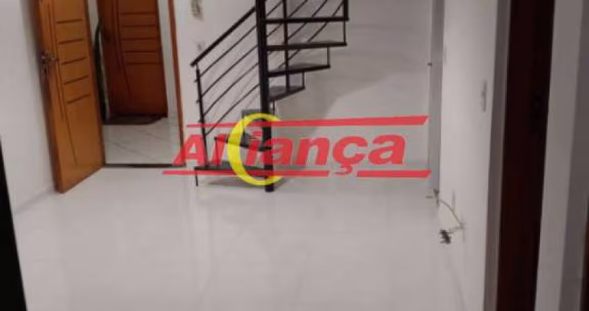 Apartamento Duplex, para alugar com 3 quartos, quintal, 1 vaga , jd. Aracilia , Guarulhos 1.500,00