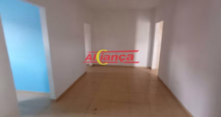 Sobrado com 2 quartos para alugar, 1 banheiro, sala, cozinha- 45m² - Vila Flórida- Guarulhos/SP