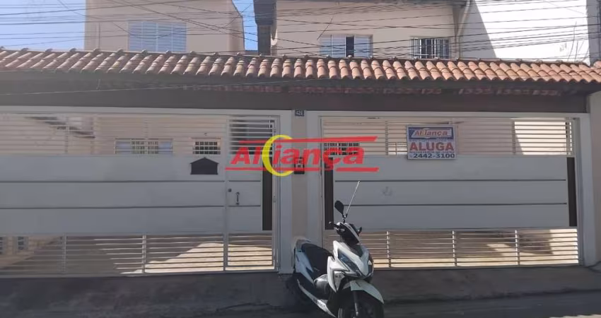 Casa para alugar 58 M² com 2 quartos, Jd. Presidente Dutra - Por R$ 1.400,00