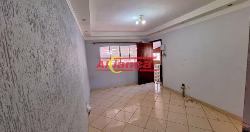 Sobrado com 3 quartos e 2 vagas para alugar, 124m² - Jardim Almeida Prado- Guarulhos /SP -R$2.556,00