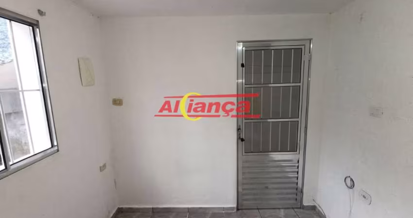 Casa com 1 quarto para alugar,  38m² - Picanço - Guarulhos/SP - por R$ 1.000,00