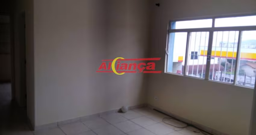 Apartamento para alugar, com 2 quartos, Cocaia, Por R$ 1.800,00