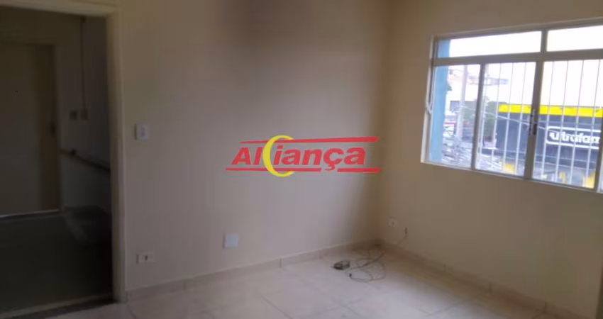 Apartamento para alugar, com 2 quartos, Cocaia, Por R$ 1.800,00