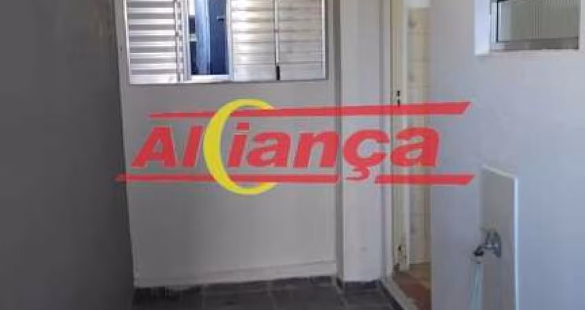 Casa com 2 quartos para alugar,  125m² - Vila Flórida - Guarulhos/SP R$1.300,00
